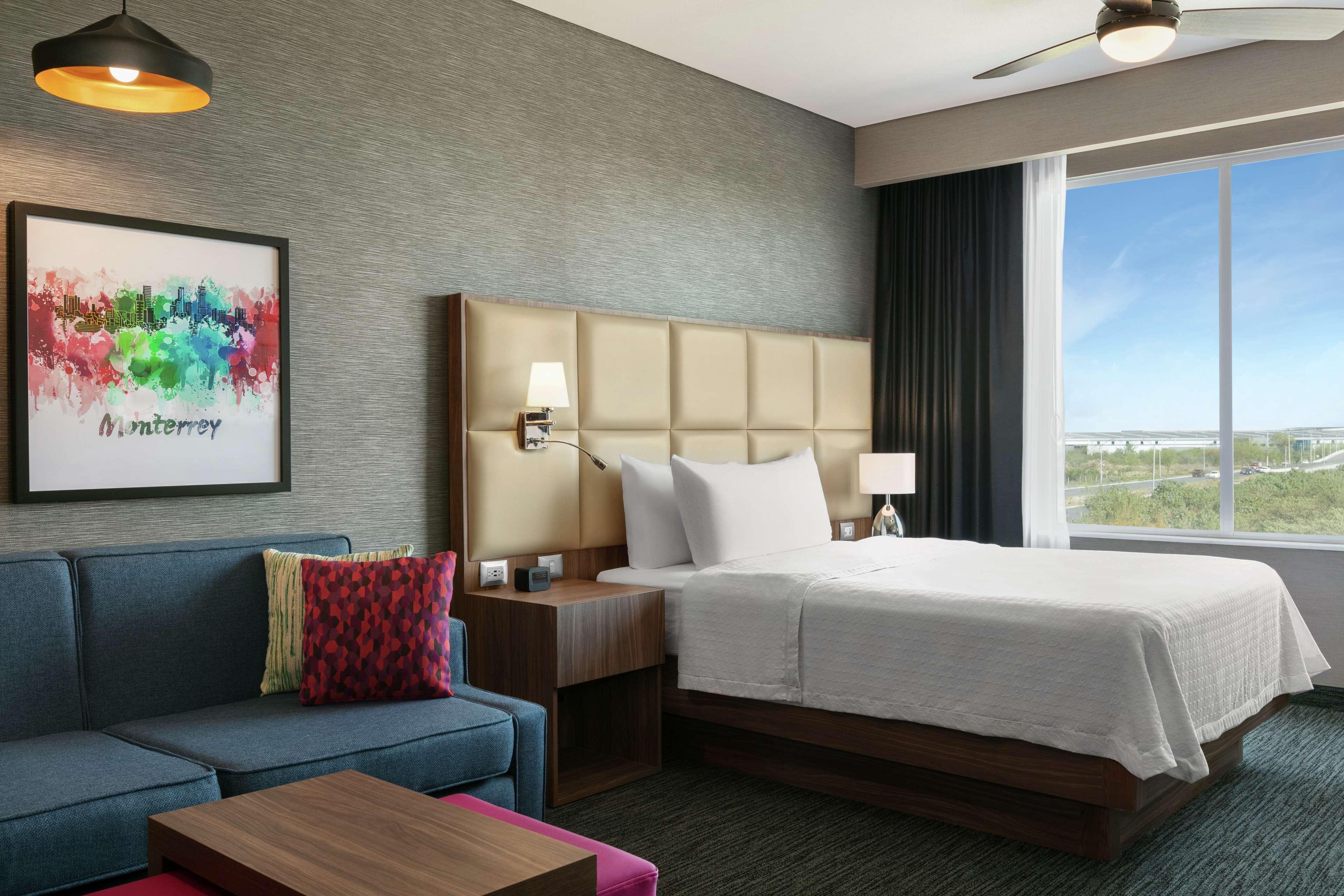 โฮมวูด สวีท บาย ฮิลตัน มอนเทอร์เรย์ อโปดากา Hotel อโปดาคา ภายนอก รูปภาพ