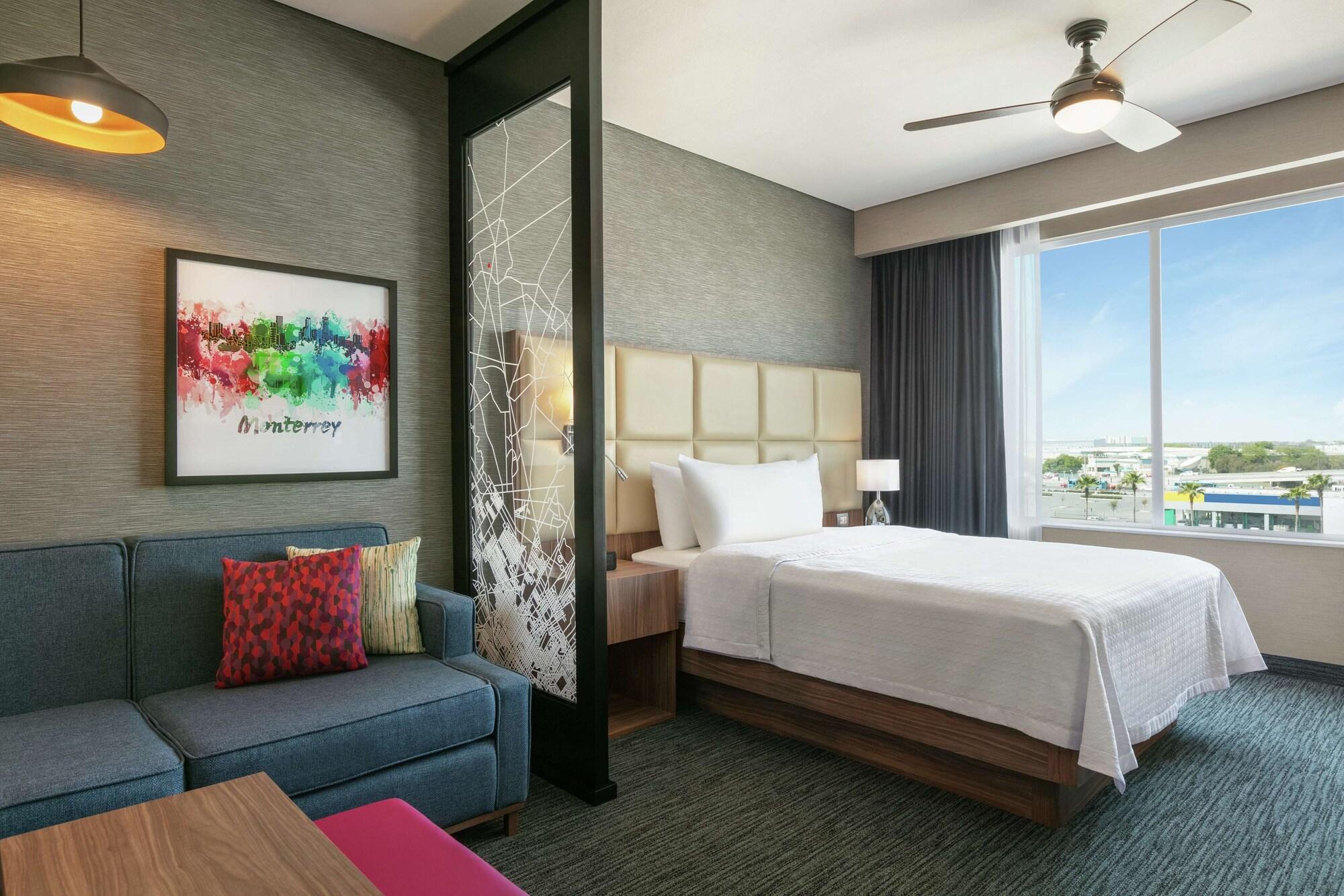 โฮมวูด สวีท บาย ฮิลตัน มอนเทอร์เรย์ อโปดากา Hotel อโปดาคา ภายนอก รูปภาพ