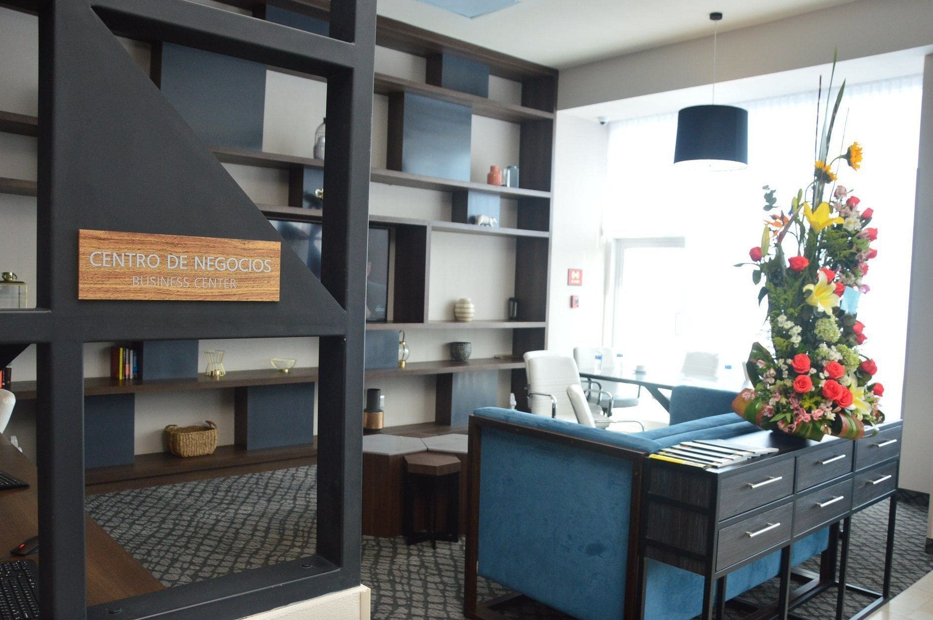 โฮมวูด สวีท บาย ฮิลตัน มอนเทอร์เรย์ อโปดากา Hotel อโปดาคา ภายนอก รูปภาพ